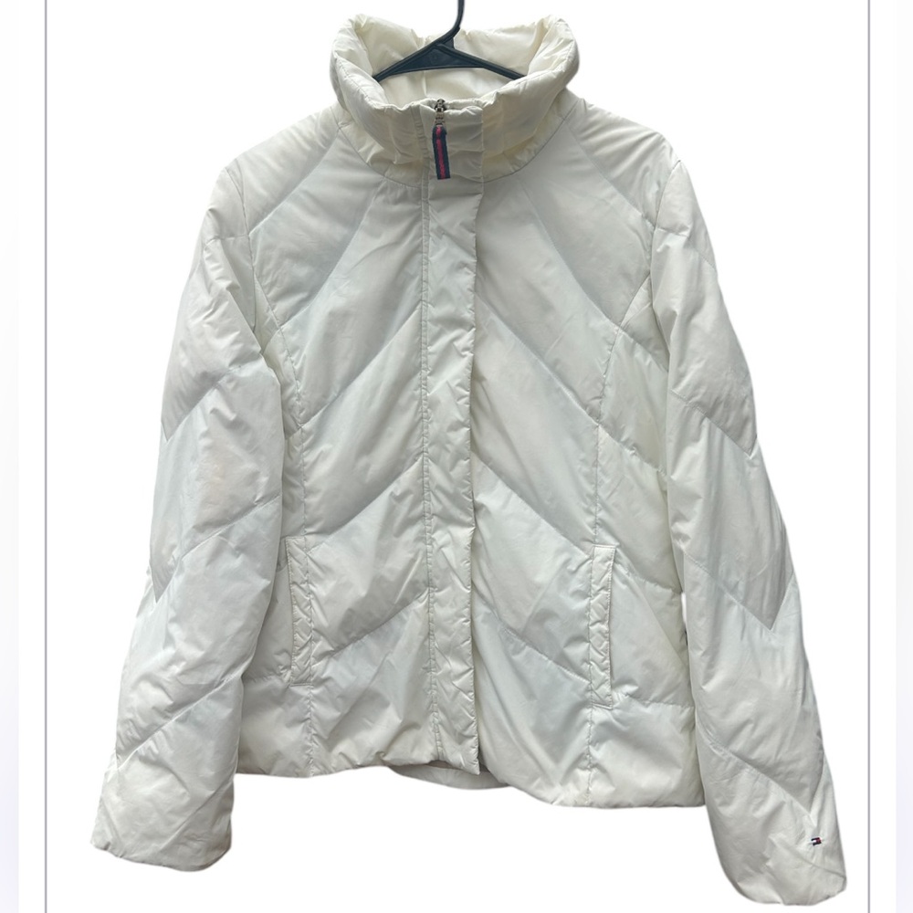 TOMMY HILFIGER Women’s Lightweight White Puffer Size: M